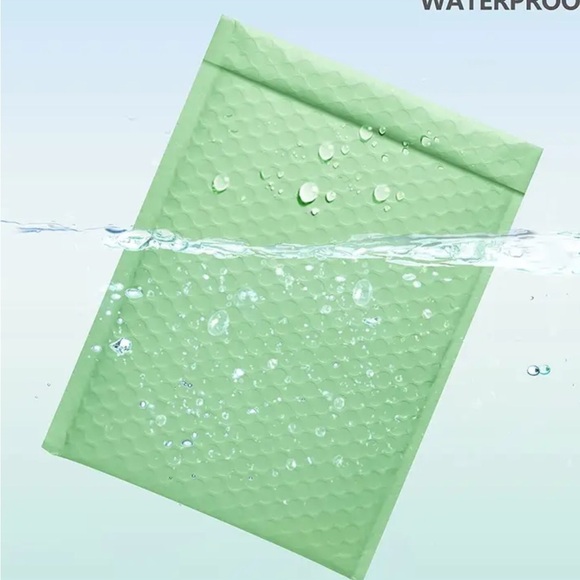 15 Green Poly Bubble Mailers Shipping bags - Picture 2 of 6